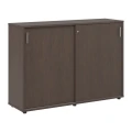 Темный дуб