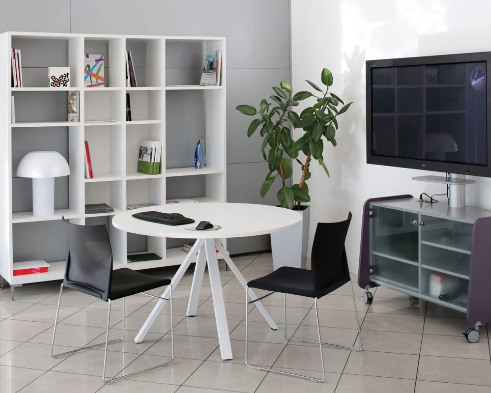 Мебель для переговорных Astro