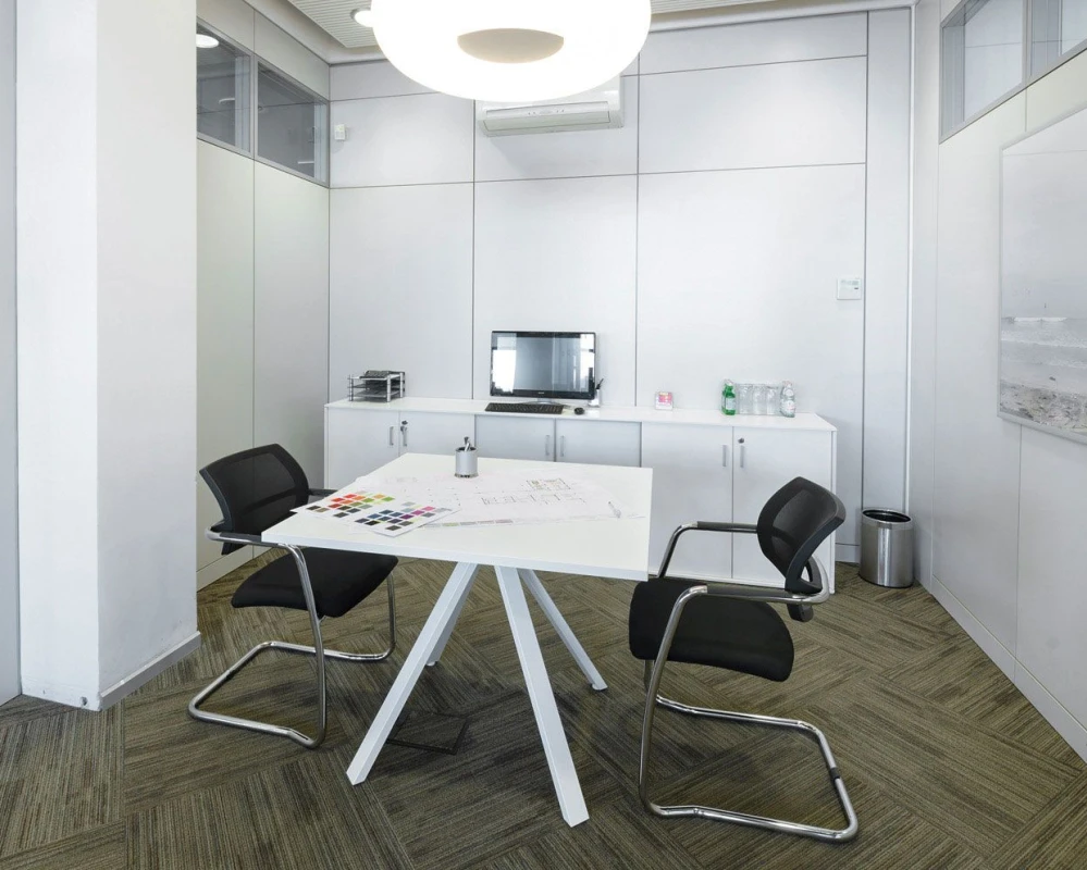 Мебель для переговорных Astro